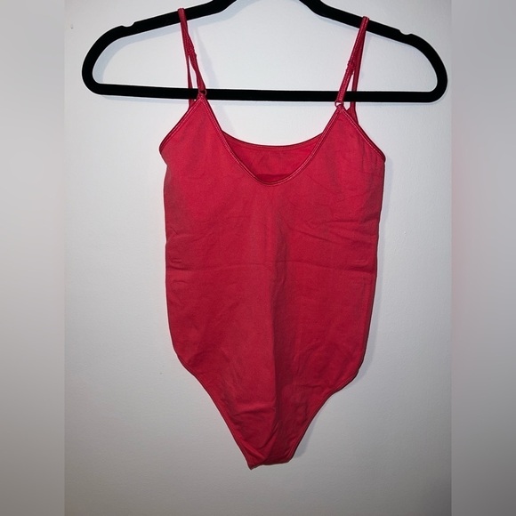 BCBGMAXAZRIA Pink Scoop-neck sleeveless Bodysuit XS Small - Picture 2 of 6